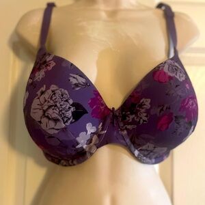 Cacique Lightly Lined‎ T-Shirt Bra 42D
